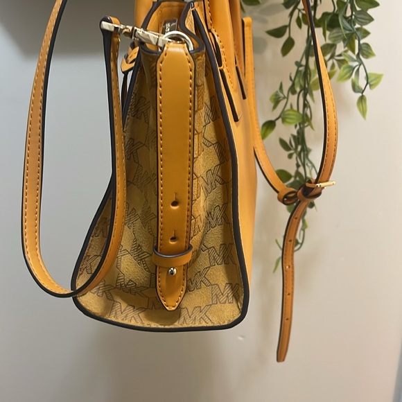 Michael Kors Gold Carmen Satchel - Picture 8 of 8